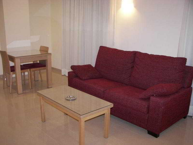 Dona Lola Hotel Castellón de la Plana Kültér fotó